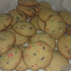 A picture of Chocolate Chip Cakies.
