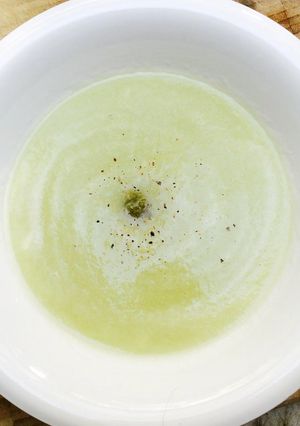 A picture of Blended Kohlrabi Potage Soup.