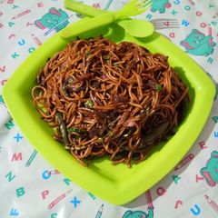 A picture of Veg Chowmein.