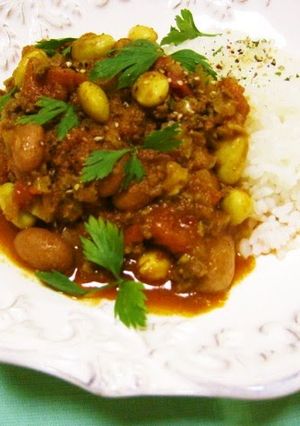 A picture of Spicy Beef Mince and Bean Stew with Tomatoes.