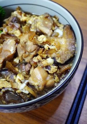 日式親子丼 的食譜成品照片