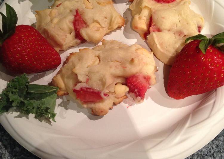 Strawberry Cookies With White Chocolate Chips