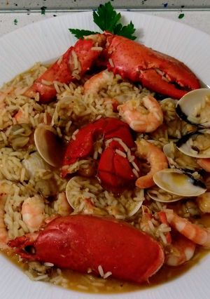 Foto principal de Arroz jazmín con bogavante y mariscos