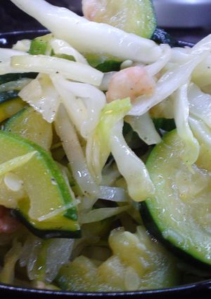 A picture of Sauteed Zucchini-Cabbage with Shrimps.