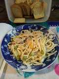 Mollejas a la crema de vegetales con  fettuccini