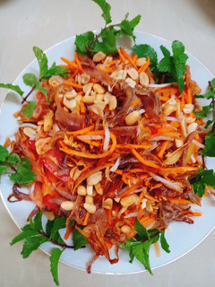 Hình của món Gỏi khô mực.