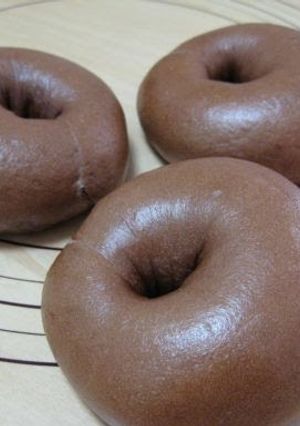 A picture of Easy Chocolate Bagels.
