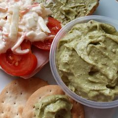 A picture of Vickys Avocado Mayonnaise, GF DF WF SF NF.