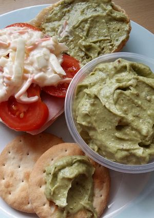 A picture of Vickys Avocado Mayonnaise, GF DF WF SF NF.