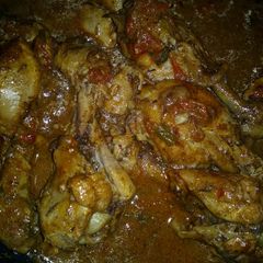 A picture of Brown stewed chicken.
