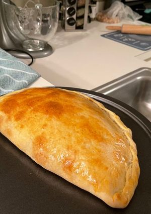 Una foto de Tarta de pollo y espinaca súper cremosa (masa casera!)