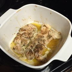A picture of Butter Garlic Chicken.