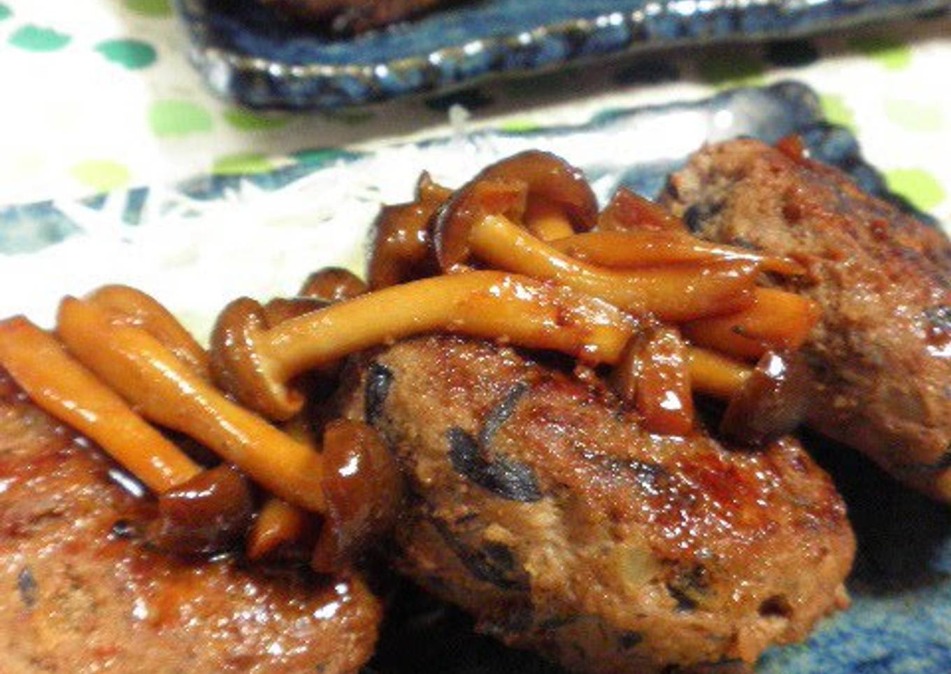 Hijiki Seaweed Teriyaki Hamburger Steaks