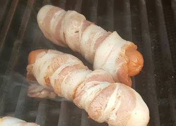 Easiest Way to Prepare Tasty Grilled Bacon Dogs