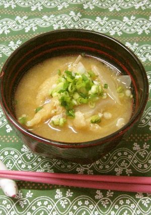 A picture of Miso Soup with Sweet Onion and Aburaage.