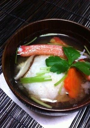 A picture of Crab Stick Cake Soup with Grated Daikon Radish.
