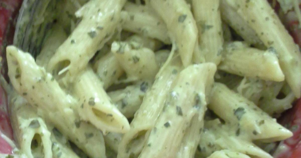 Easy Creamy Pesto Pasta Recipe by nimaki - Cookpad