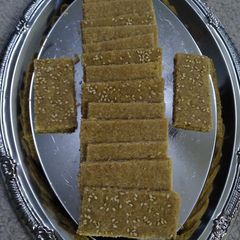 A picture of Gajak (Crispy crunchy).