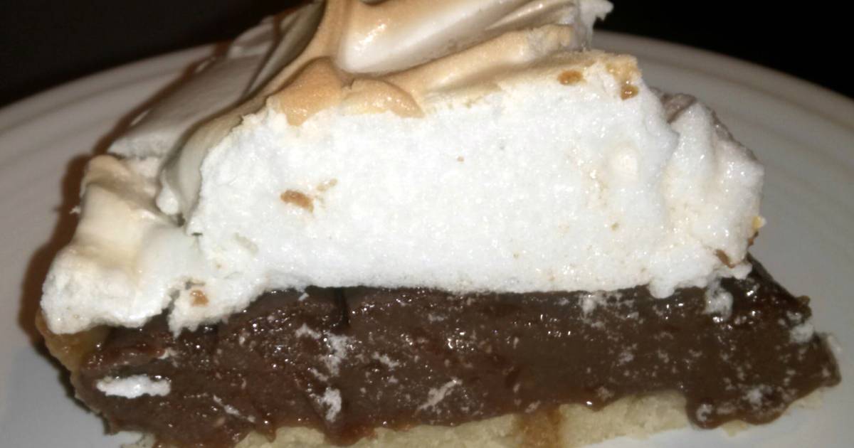 Old Fashioned Chocolate Pie Recipe By Rach99 Cookpad