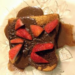 A picture of Strawberry Chocolate Toast Snack.