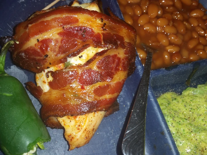 Recipe Bacon wrapped, jalepeno popper chicken the So Delicious Makes you drool