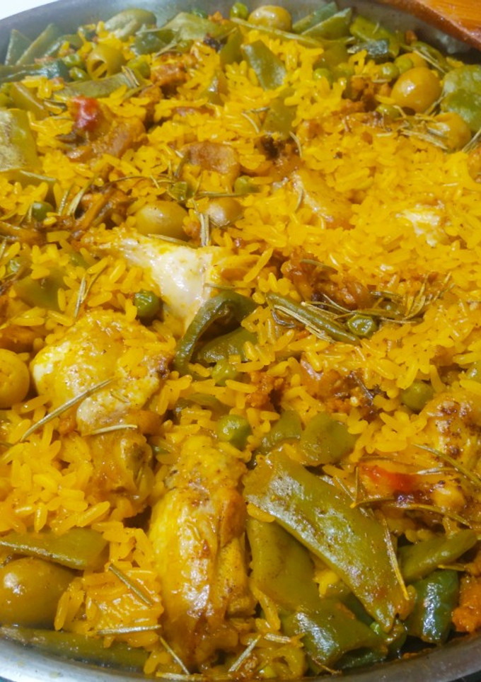 Una foto de Arroz con pollo