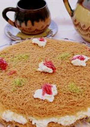 A picture of Roasted vermicelli with ashta cream - osmalieh.