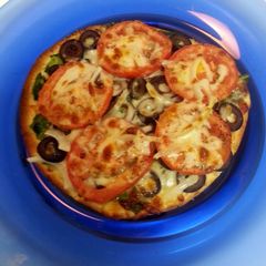 A picture of Flatbread Veggie Pizzas.