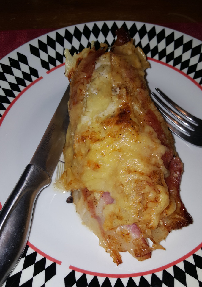 A picture of Bacon ranch chicken.