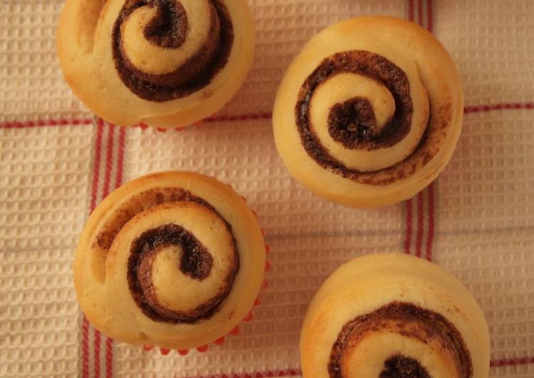 Great for Valentine's Day Spiral Chocolate Rolls