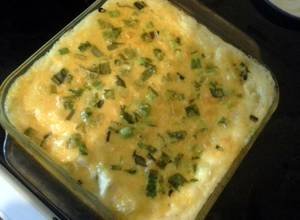 https://img-global.cpcdn.com/recipes/6439538637406208/300x220cq70/cheddar-and-green-onion-mashed-potatoes-recipe-main-photo.jpg