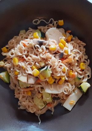Φωτογραφία της συνταγής Noodles με λαχανικά