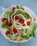 Salad dầu giấm cá ngừ