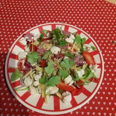 A picture of Simple salad.