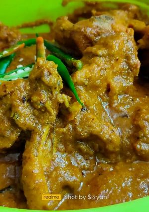 A picture of বাদশাহি দই চিকেন /BADSHAHI DOI CHICKEN.
