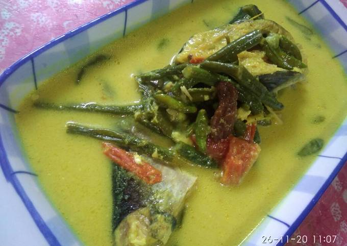 Gulai Kuning Ikan Patin