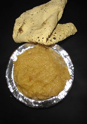 बेसन सूजी हलवा (Besan suji halwa recipe in Hindi) रेसिपी मुख्य फोटो