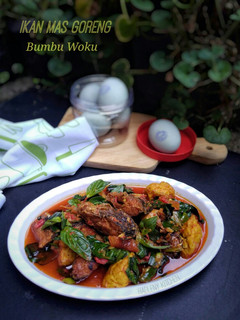 Foto resep Ikan Mas Goreng Bumbu Woku