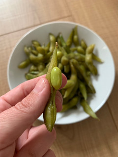 Una foto de Edamame cocido: el snack que me tiene enganchada