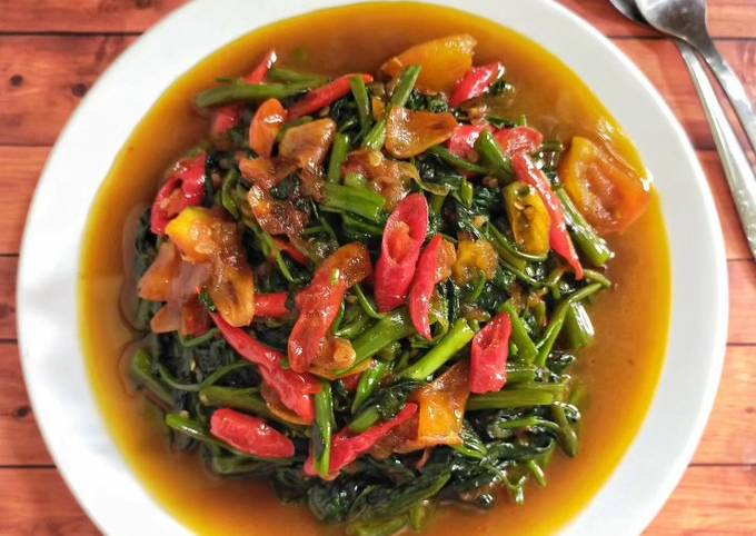 Resep 347 Tumis Kangkung Saos Tiram Ala Resto Oleh Eni Henie Cookpad