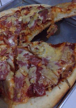 Foto resep Smoked Beef and Cheese Pizza