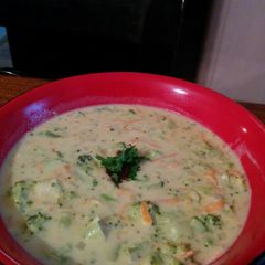 A picture of Broccoli Chedder Soup.