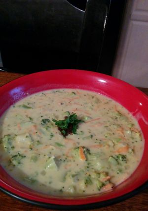 A picture of Broccoli Chedder Soup.