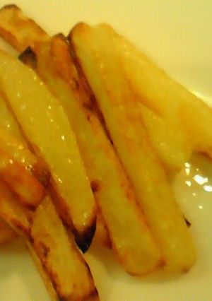 A picture of Oven-baked Fries.