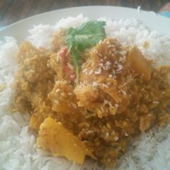 A picture of Chicken and Pineapple Curry.