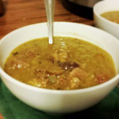 A picture of Possession-free Slow-cooker Split Pea Soup.