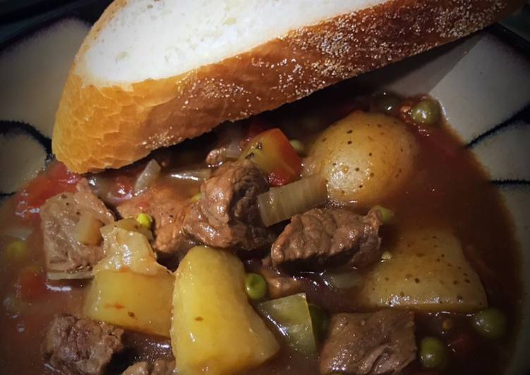 Lynn’s Beef Stew (Crockpot)
