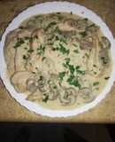 بيكاتا دجاج بالمشروم (الفطر)