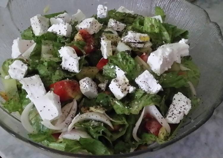 Steps to Make Homemade Greek salad