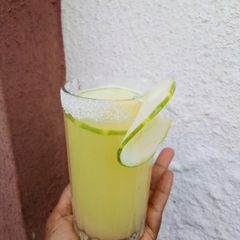 A picture of Cocumber, orange and lemon drink.